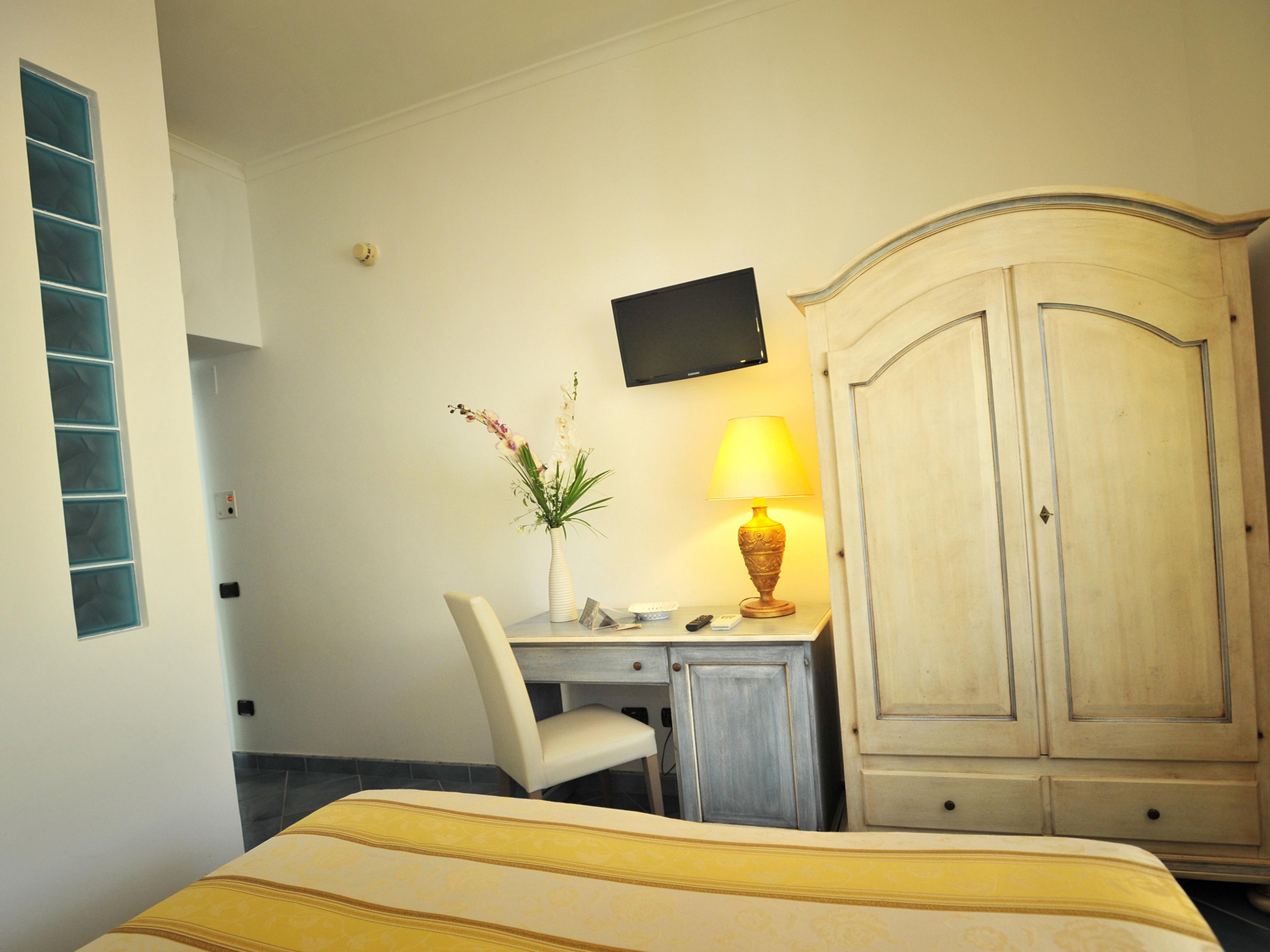 Hotel Miramare Maiori Buitenkant foto